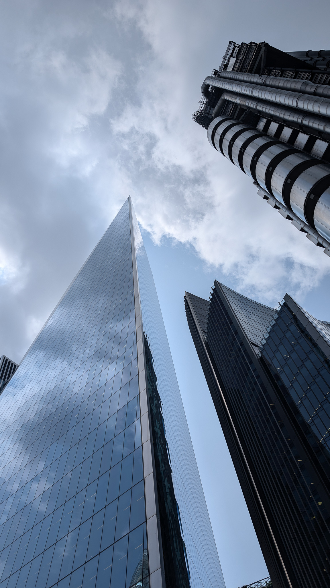 PXL 20250604 090005746 RAW 01 COVER